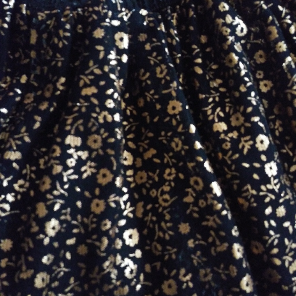 2- skirts - Picture 2 of 3